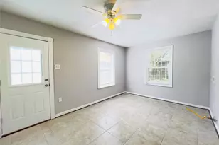 1013 17th Ave N, Texas City, TX 77590 - Photo 14