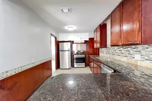 1013 17th Ave N, Texas City, TX 77590 - Photo 12