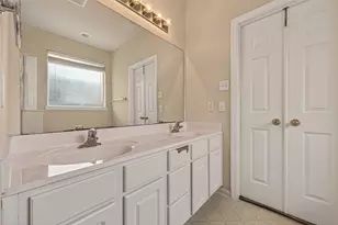 13915 Maleewan Ln, Sugar Land, TX 77498 - Photo 36