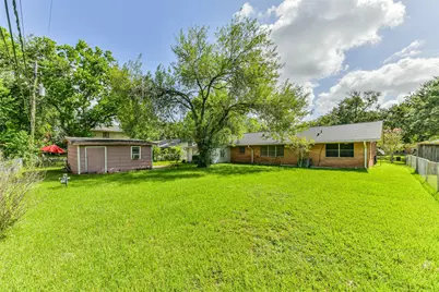 1904 Amy Drive, Baytown, TX 77520 - Photo 28