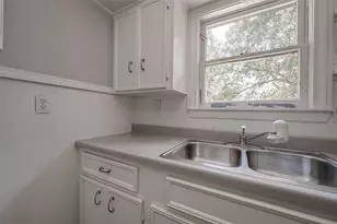 415 Fairbanks - Garage Apartment A St, Houston, TX 77009 - Photo 18