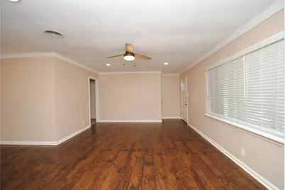 10034 Cedardale Drive, Houston, TX 77055 - Photo 10