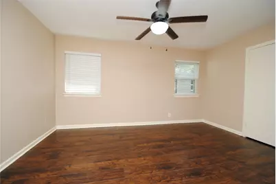 10034 Cedardale Drive, Houston, TX 77055 - Photo 32