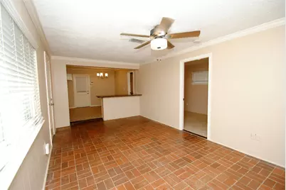 10034 Cedardale Drive, Houston, TX 77055 - Photo 20
