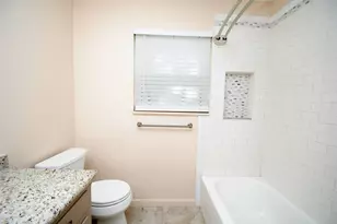 10034 Cedardale Dr, Houston, TX 77055 - Photo 38