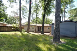 10034 Cedardale Dr, Houston, TX 77055 - Photo 42