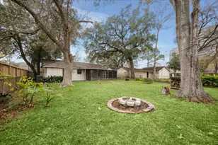 7262 Roos Rd, Houston, TX 77074 - Photo 24