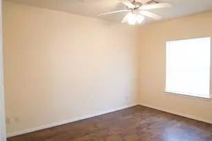 6289 Wilcrest Dr, Houston, TX 77072 - Photo 10