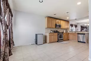 718 Sun Lodge Dr, Houston, TX 77073 - Photo 10