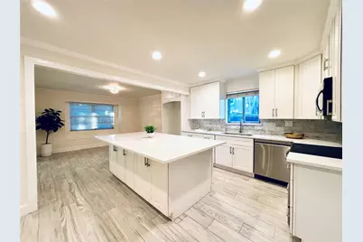 5226 Loch Lomond Drive Drive, Houston, TX 77096 - Photo 6