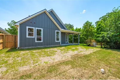 2410 28th Ave N, Texas City, TX 77590 - Photo 22