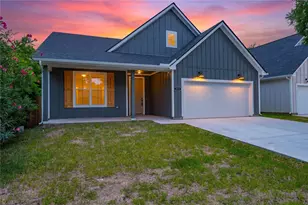 2410 28th Ave N, Texas City, TX 77590 - Photo 2
