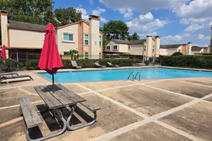 13210 Old Richmond Rd, Houston, TX 77083 - Photo 8