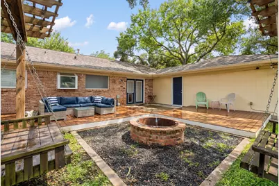 5658 Cartagena Street, Houston, TX 77035 - Photo 22
