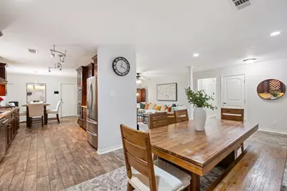 5658 Cartagena Street, Houston, TX 77035 - Photo 12