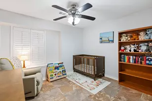 5658 Cartagena St, Houston, TX 77035 - Photo 20