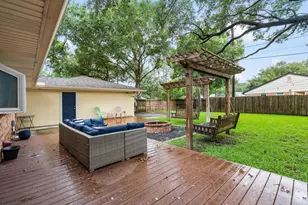 5658 Cartagena St, Houston, TX 77035 - Photo 24