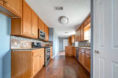 1402 51st Street, Galveston, TX 77551 - Photo 16