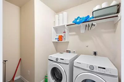 1247 S Maple Drive, Katy, TX 77493 - Photo 8