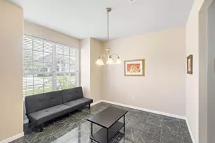 1247 S Maple Dr, Katy, TX 77493 - Photo 4