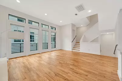 2104 Colorado Street, Houston, TX 77007 - Photo 2