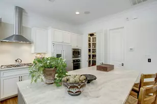 2134 Briarglen Dr, Houston, TX 77027 - Photo 18