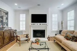 2134 Briarglen Dr, Houston, TX 77027 - Photo 12