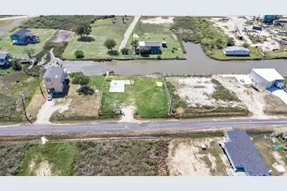 1241 N Loop Road, Crystal Beach, TX 77650 - Photo 1