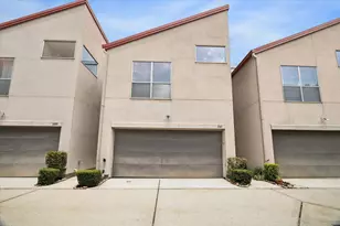 361 Sydnor St, Houston, TX 77020 - Photo 1