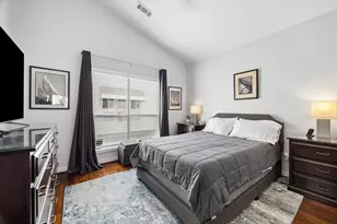 361 Sydnor St, Houston, TX 77020 - Photo 12