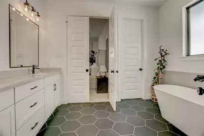 308 E 40th Street #A, Houston, TX 77018 - Photo 16