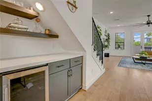 308 E 40th St, Houston, TX 77018 - Photo 10