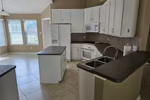 27182 Kings Manor Dr S, Humble, TX 77339 - Photo 12