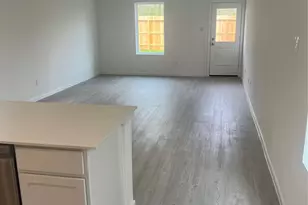 20174 Green Mallard St, Crosby, TX 77532 - Photo 4