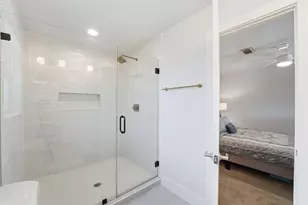 5611 De Milo Dr, Houston, TX 77092 - Photo 16