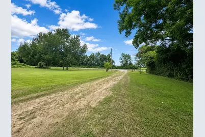 3427 County Road 117, Wharton, TX 77488 - Photo 20