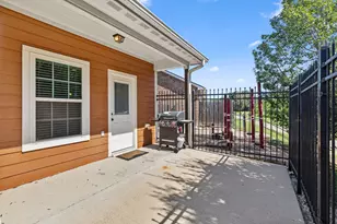 301 Southwest Pkwy, College Station, TX 77840 - Photo 32