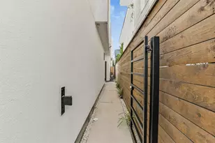 2505 Hazard St, Houston, TX 77019 - Photo 12