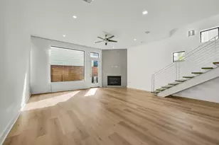 2505 Hazard St, Houston, TX 77019 - Photo 2