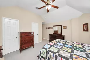 611 Mosman Ct, Houston, TX 77094 - Photo 32