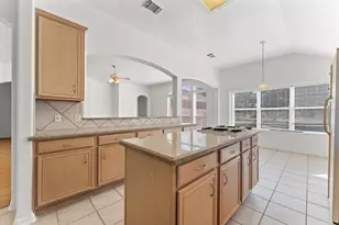 20326 Stone Lake Cir, Tomball, TX 77377 - Photo 10