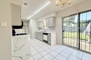 12715 Middlesbrough Ln, Houston, TX 77066 - Photo 12