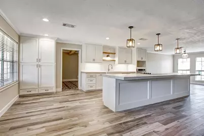 505 Foxmeadow Lane, Cleveland, TX 77327 - Photo 12