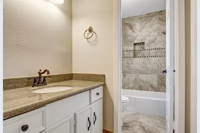 505 Foxmeadow Lane, Cleveland, TX 77327 - Photo 24