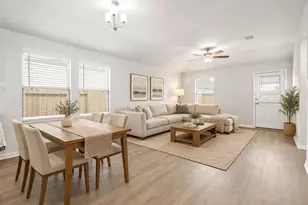 5345 Basquiat Dr, Houston, TX 77048 - Photo 10