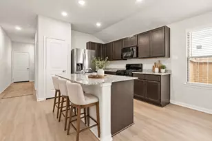 5345 Basquiat Dr, Houston, TX 77048 - Photo 4