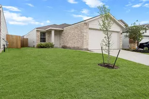 5345 Basquiat Dr, Houston, TX 77048 - Photo 1