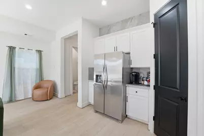 7908 Brandon Street #B, Houston, TX 77051 - Photo 10