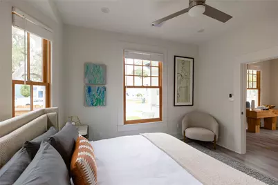 3209 Avenue P 1/2, Galveston, TX 77550 - Photo 16