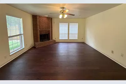 50 Indian Summer Place, The Woodlands, TX 77381 - Photo 8